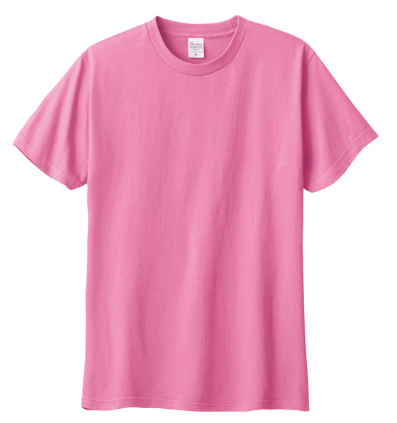 ピンクTシャツ